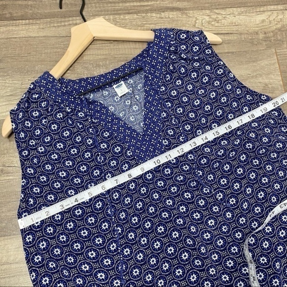 Old Navy Boho Print Sleeveless Tank size Large - Picture 5 of 6